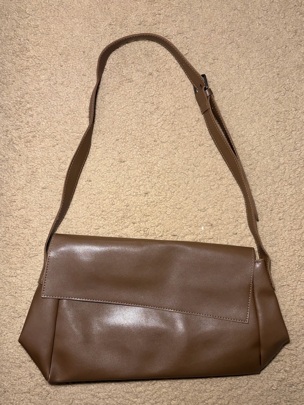 Amazon 🤎 Brown faux Leather Shoulder Bag - Classic Everyday Style New in bag